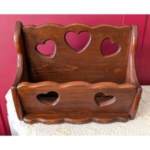 Vintage Wooden Heart Magazine Book Stand Caddy Shelf Cottage Core Granny Decor